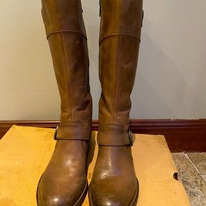 New 7.5 Born leather boots with box, Never worn